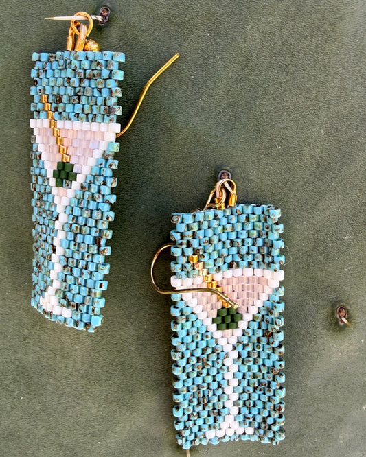 Boucles d'oreilles tisser a la main "Cocktails & Olives"
